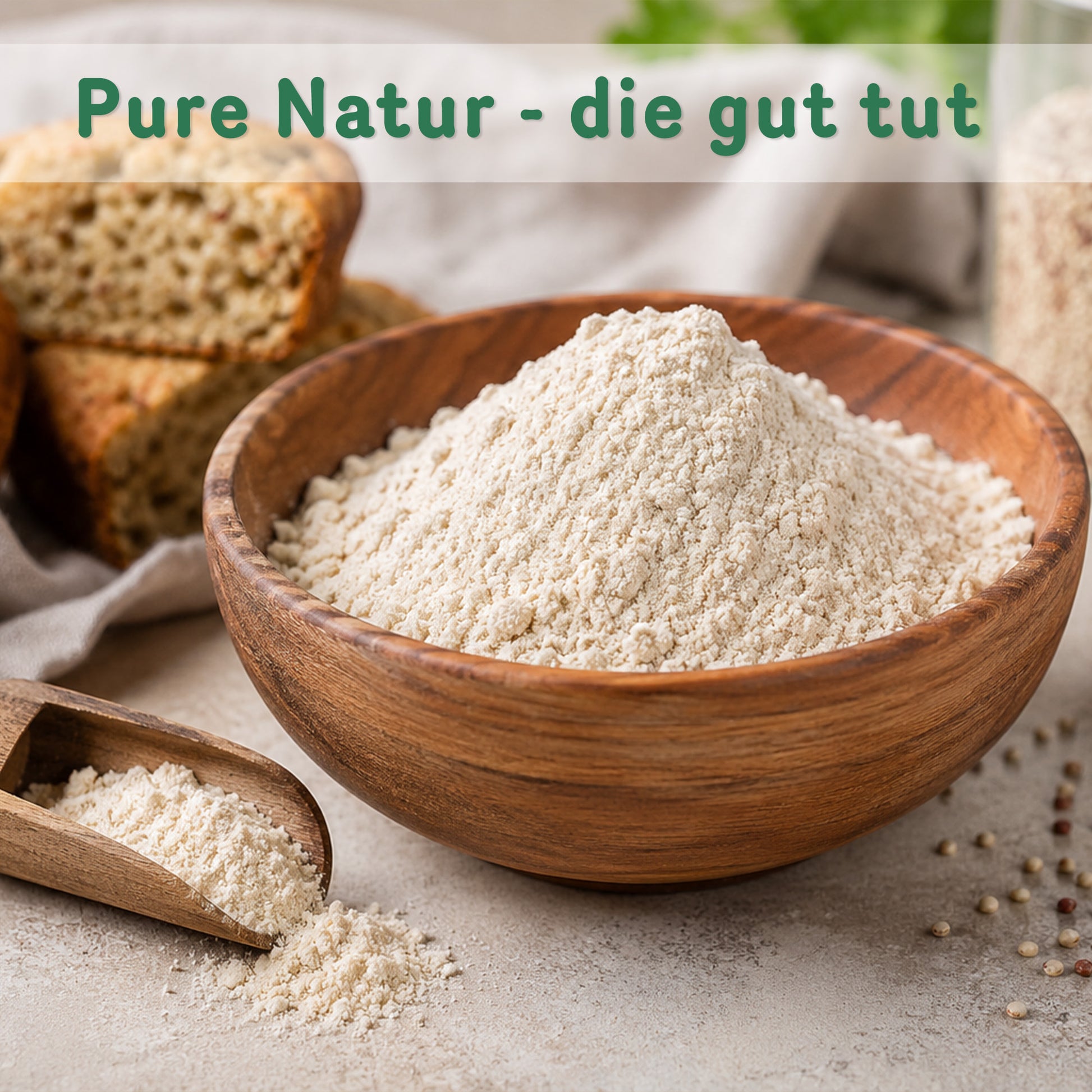 Weißes Quinoa Mehl, glutenfrei, 1kg von Tasty Pott in Holzschüssel.